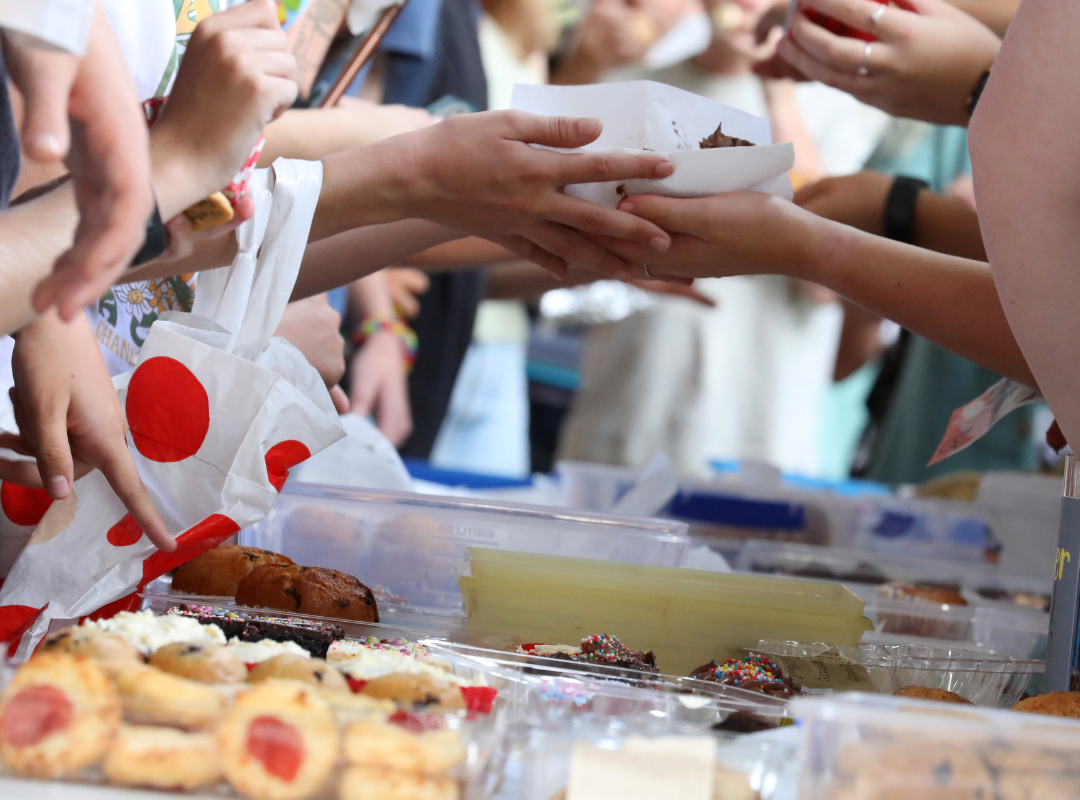Bake to fundraise in aid of Yellow Door